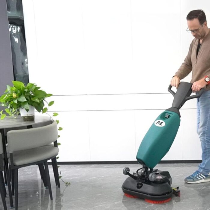 Mašina za pranje podova RC1